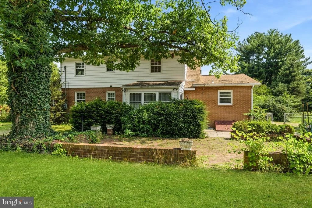 Photo of 6783 SUNNYBROOK DRIVE