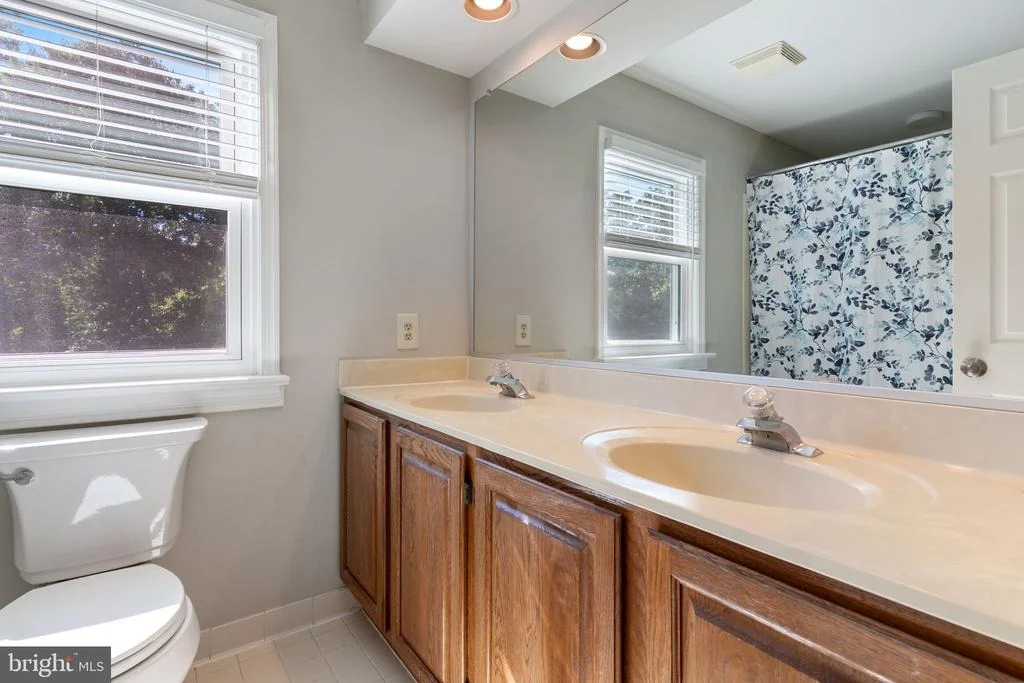 Photo of 735 EVERGREEN ROAD
