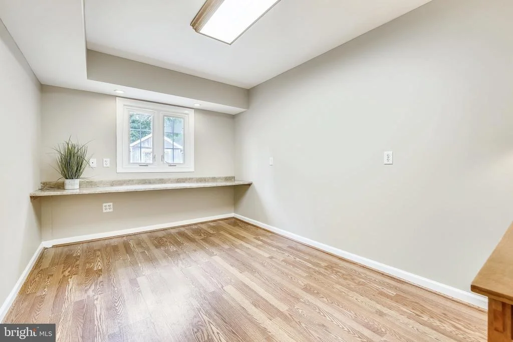 Photo of 2417 NEES LANE