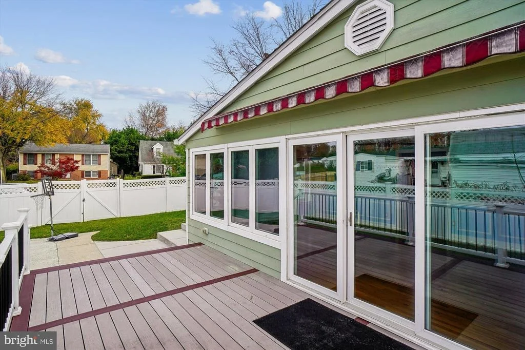 Photo of 417 WHITE OAK PLACE