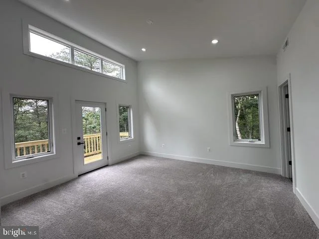 Photo of 64 ELM COURT