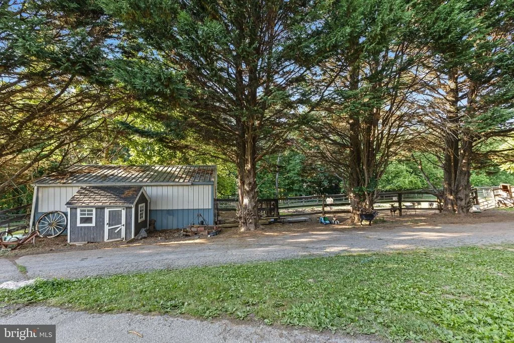 Photo of 2475 MOUNT VENTUS #2 ROAD