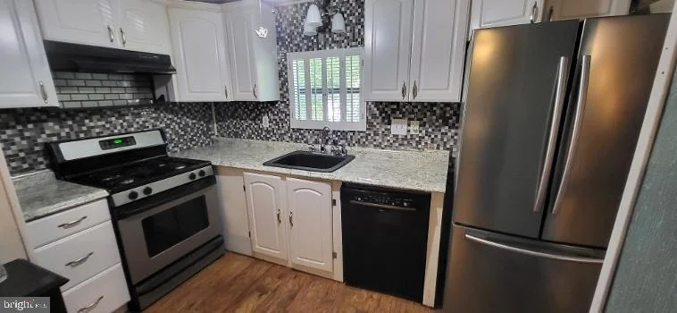 Photo of 114 CHESTNUT DRIVE