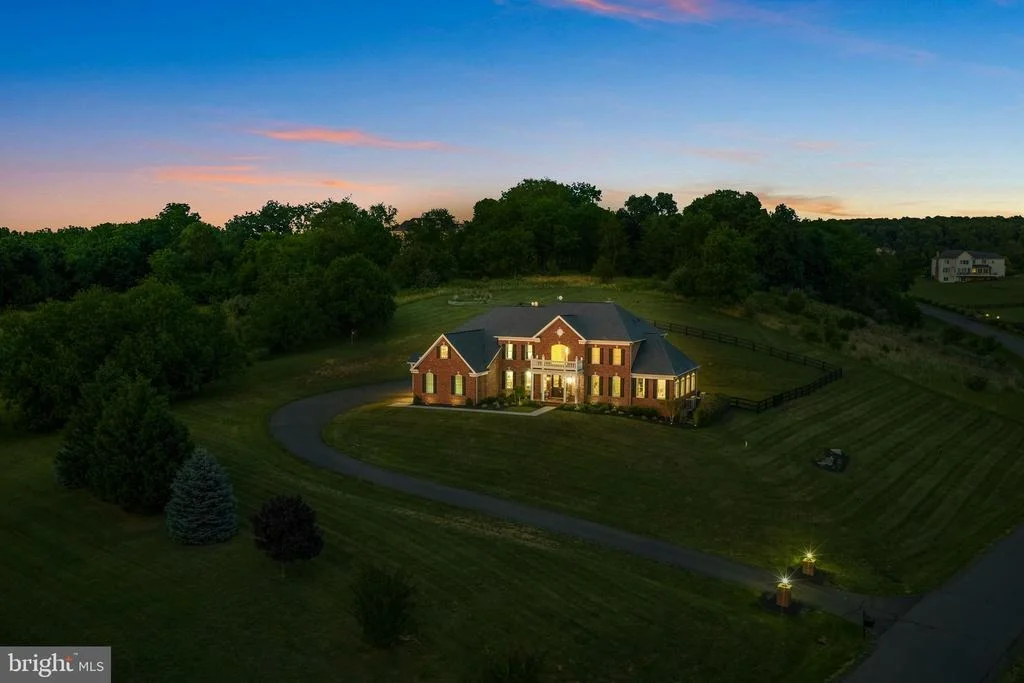 Photo of 15064 BARLOW DRIVE
