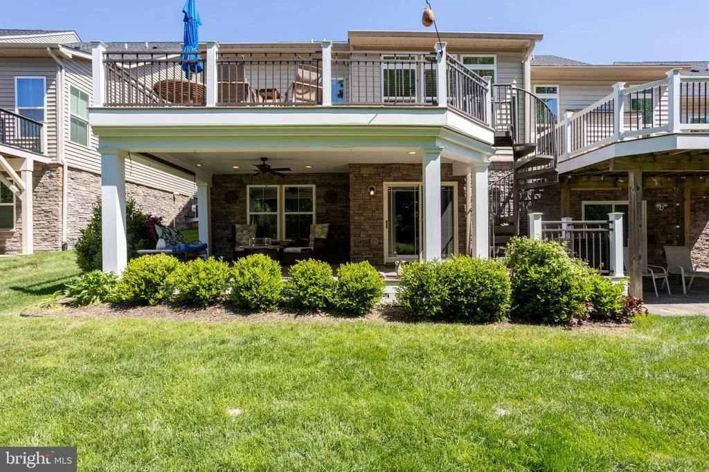 Photo of 6486 PARK FOREST CIRCLE