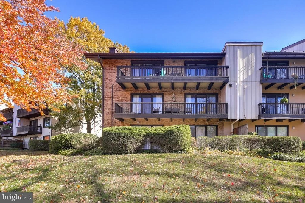 Photo of Unit 4 at 10077 WINDSTREAM DRIVE