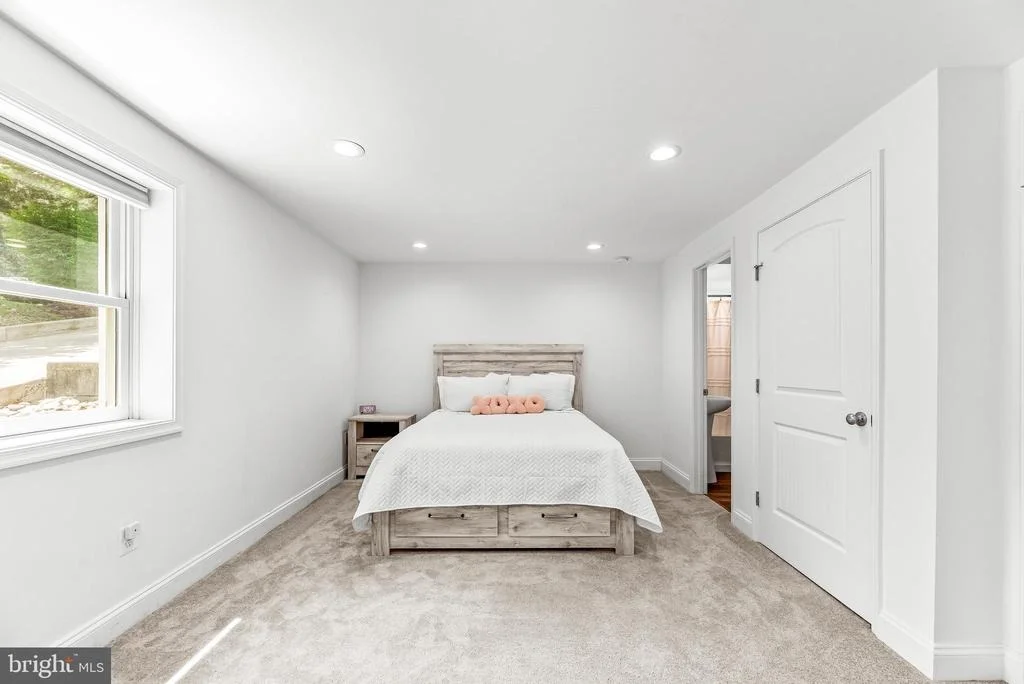 Photo of 2031 INDIAN CIRCLE