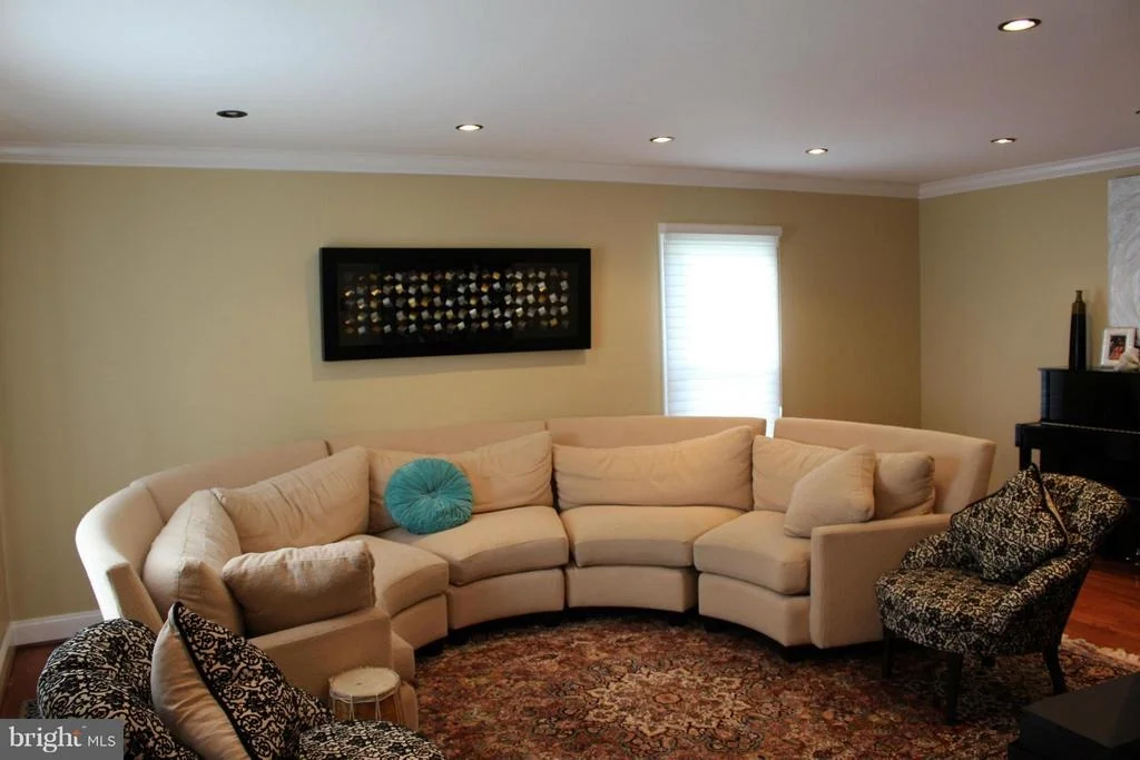 Photo of 1436 LONGHILL DRIVE