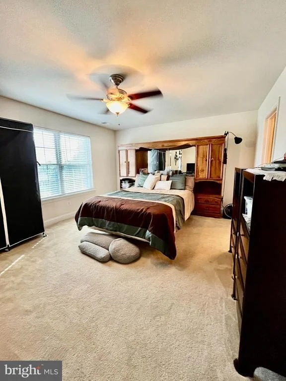Photo of 5901 LYNBROOK ROAD