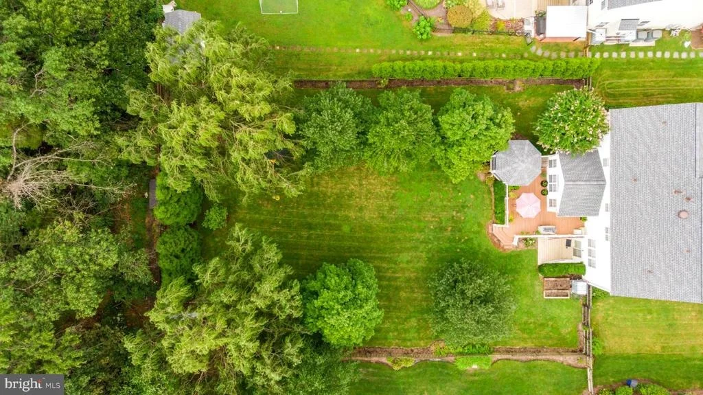 Photo of 25861 SPRING FARM CIRCLE