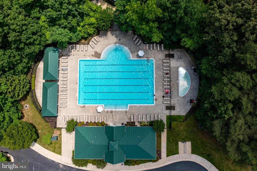 Photo of 2402 SUMMERSHADE COURT