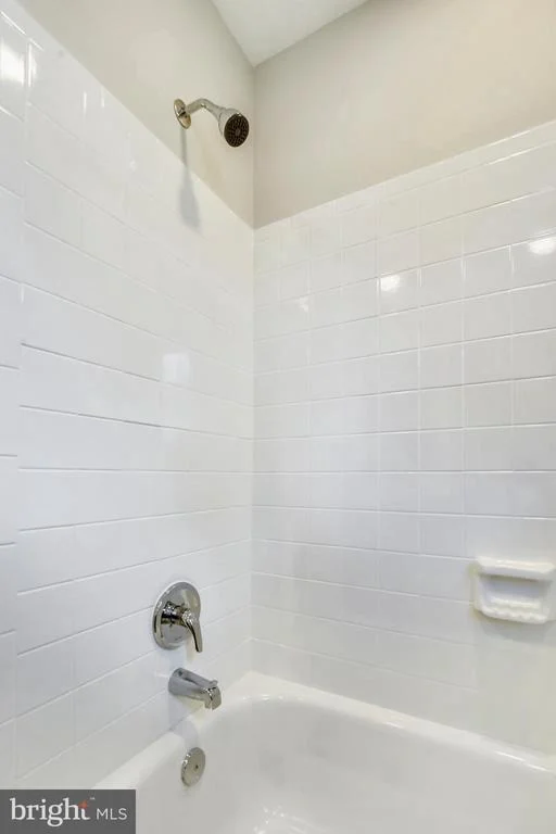 Photo of 1508 LAUREL HILL ROAD