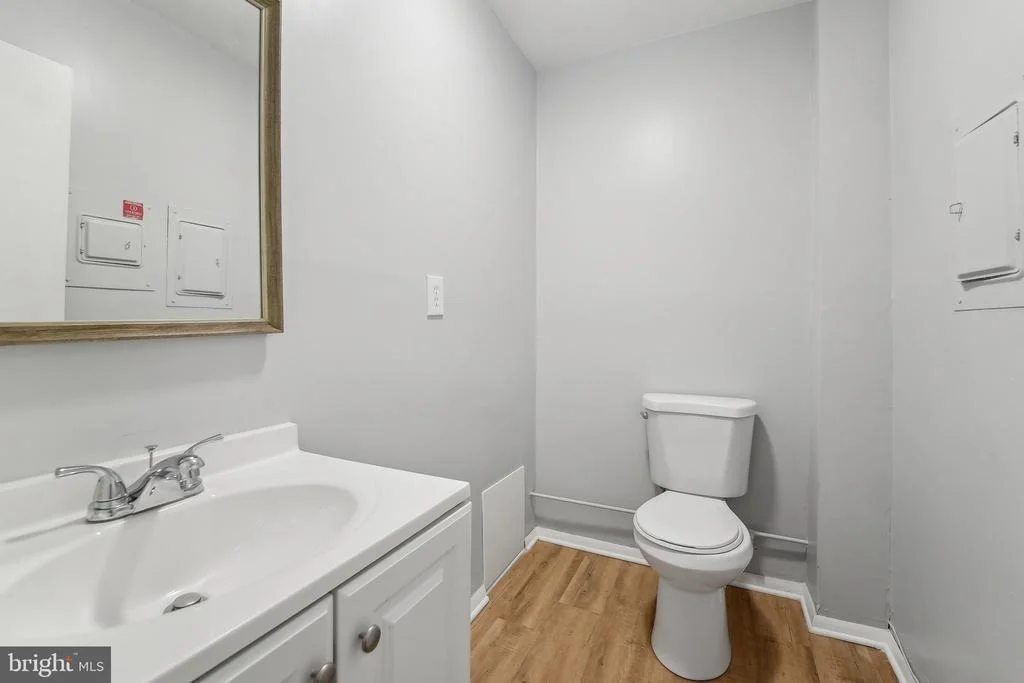 Photo of 1504 W 10TH STREET