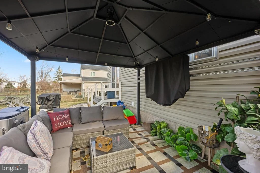 Photo of 1012 MEARNS ROAD