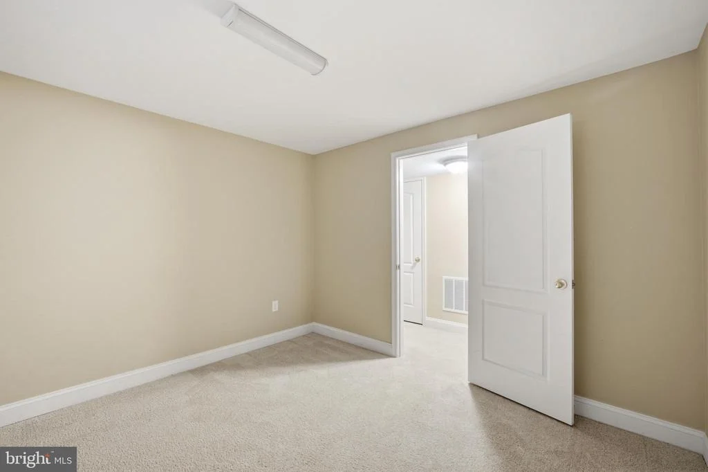 Photo of 10802 SECOND STREET