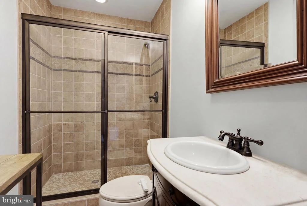 Photo of 10211 SUTHERLAND ROAD