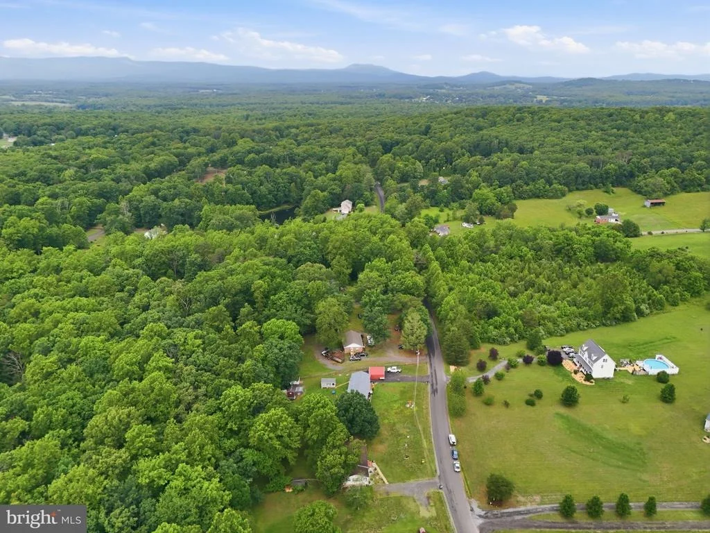 Photo of 8398 KIRTLEY TRAIL