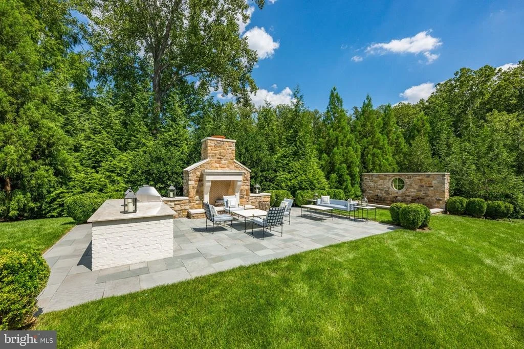 Photo of 1321 DARNALL DRIVE