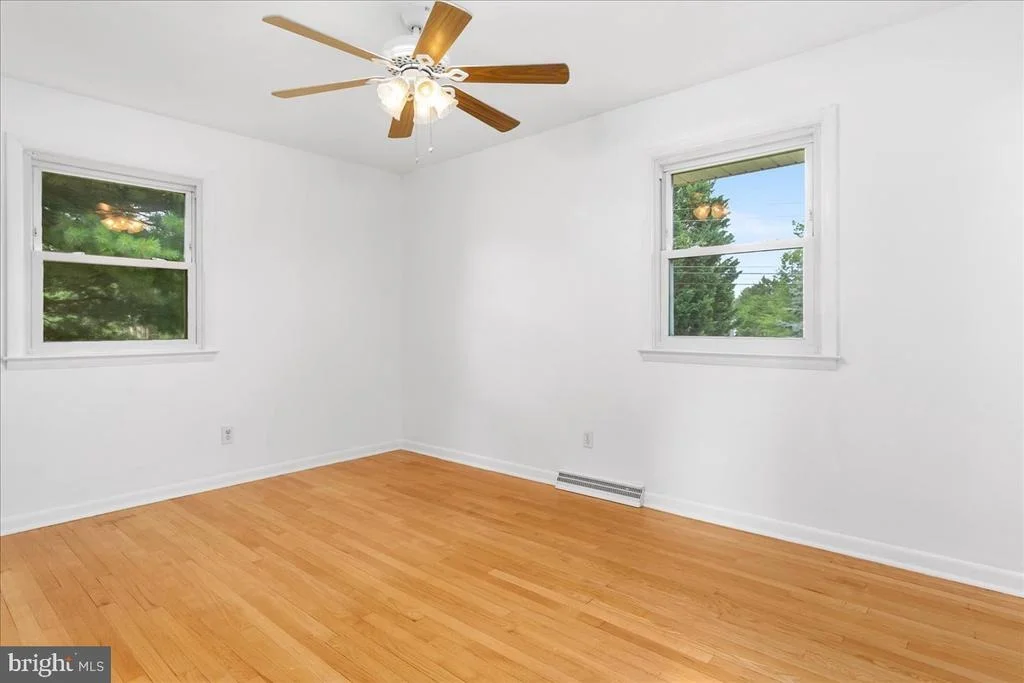 Photo of 10602 OAKTREE CIRCLE