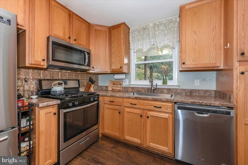 Photo of 8413 MOUNTAIN LAUREL LANE