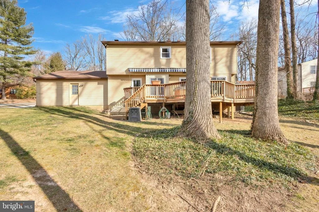 Photo of 6929 COLBURN DRIVE