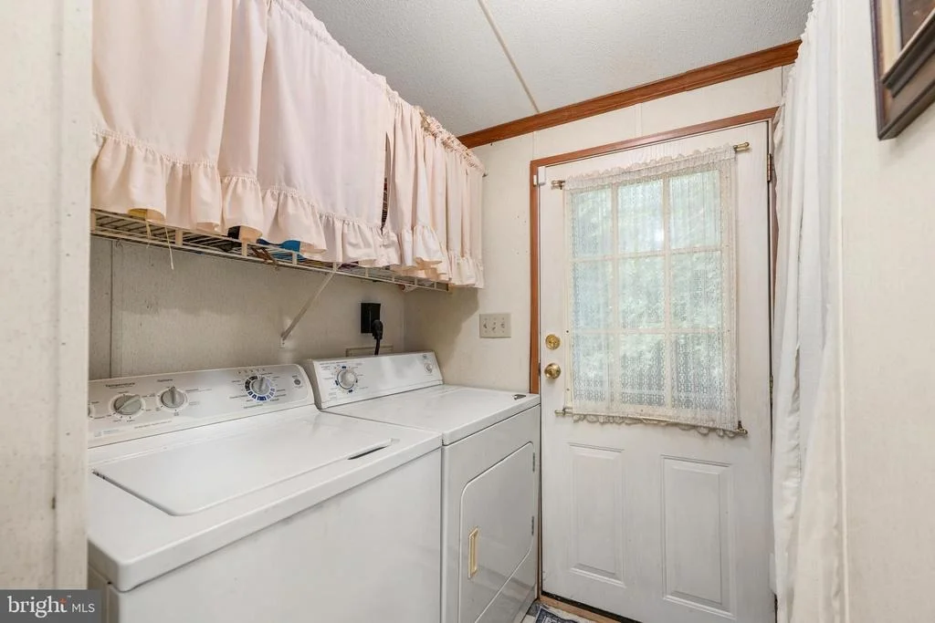 Photo of 16319 CAPES COVE LANE