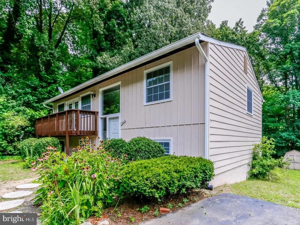 Photo of 7925 ORANGE PLANK ROAD