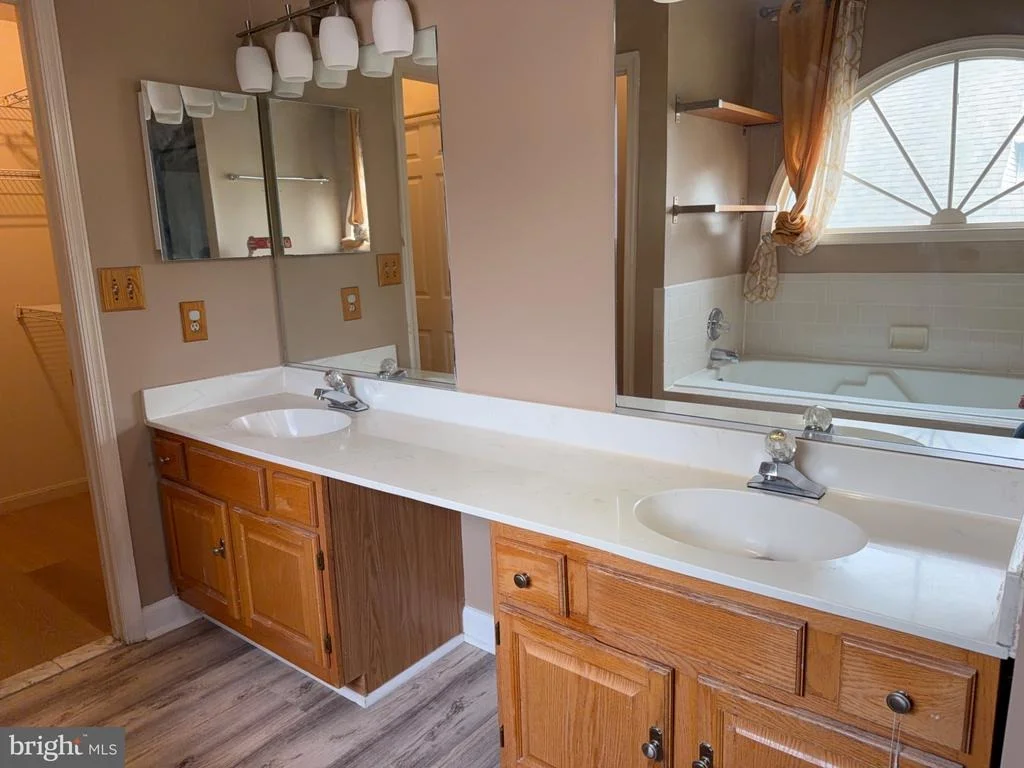 Photo of 9348 CREEKVIEW DRIVE