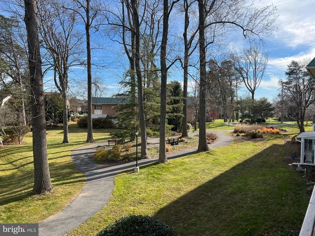 Photo of Unit 102D at 3640 GLENEAGLES DRIVE