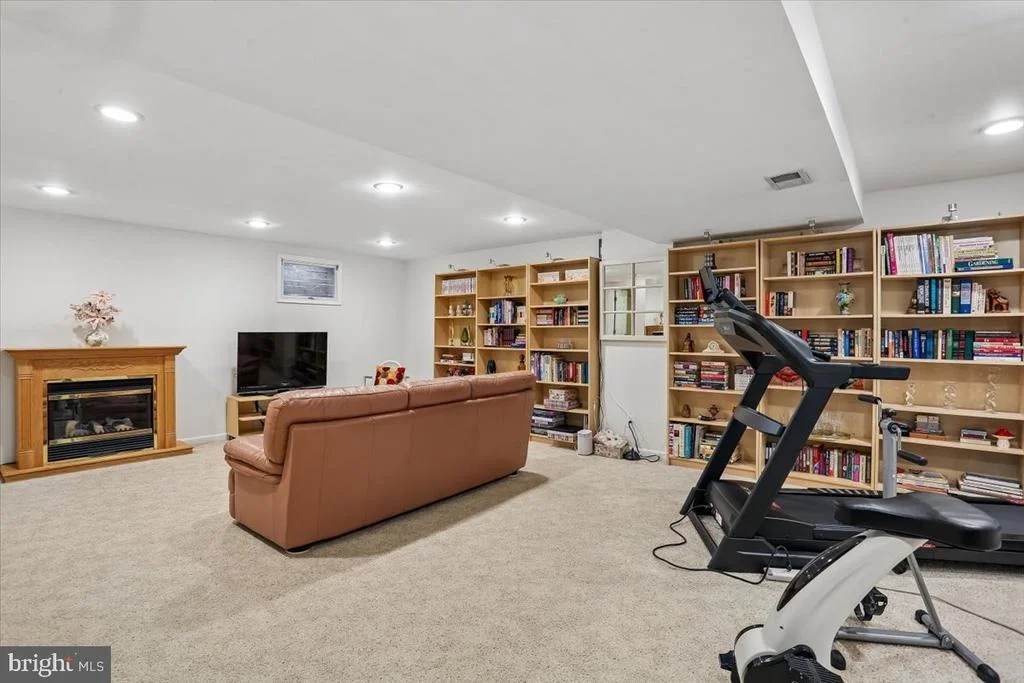 Photo of 9217 COPENHAVER DRIVE