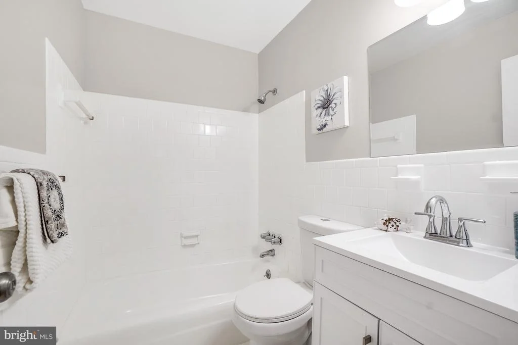 Photo of 7107 DOWER HOUSE ROAD