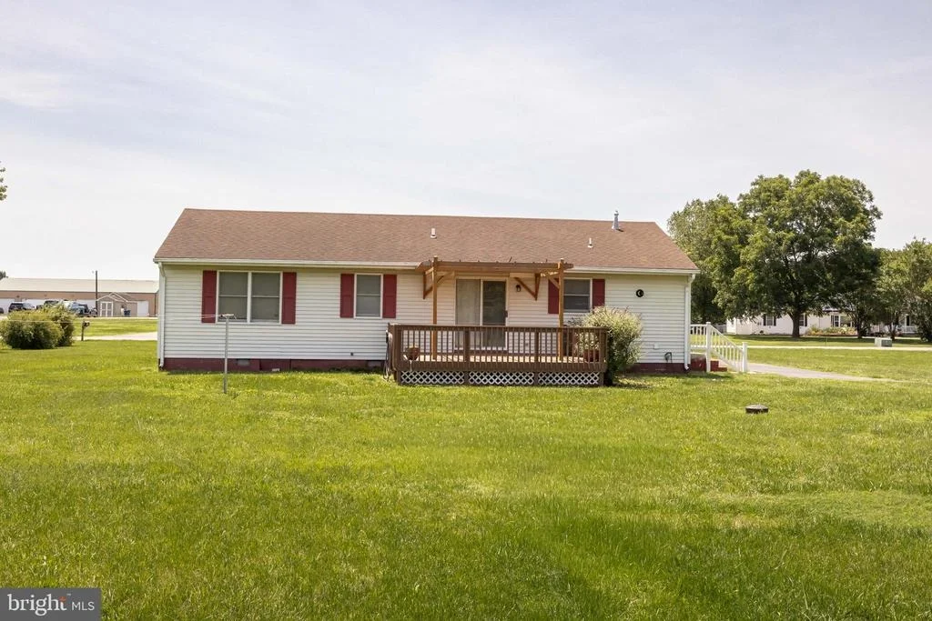 Photo of 8525 N WEST ROAD