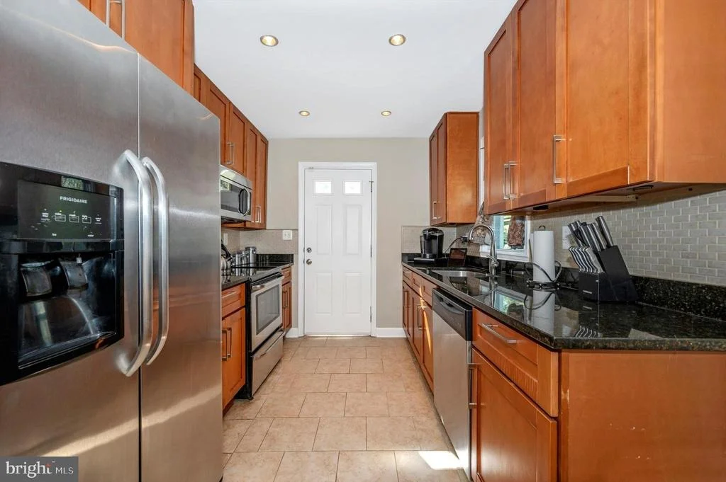 Photo of 2213 BRETON DRIVE