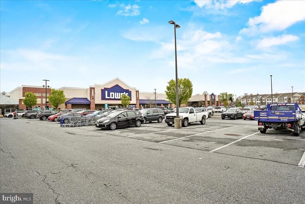 Photo of 8000 GLENDALE COURT