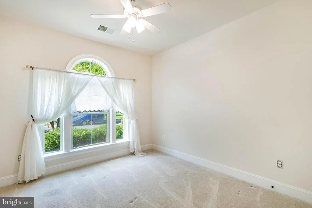 Photo of 30578 SILVERTON ROAD