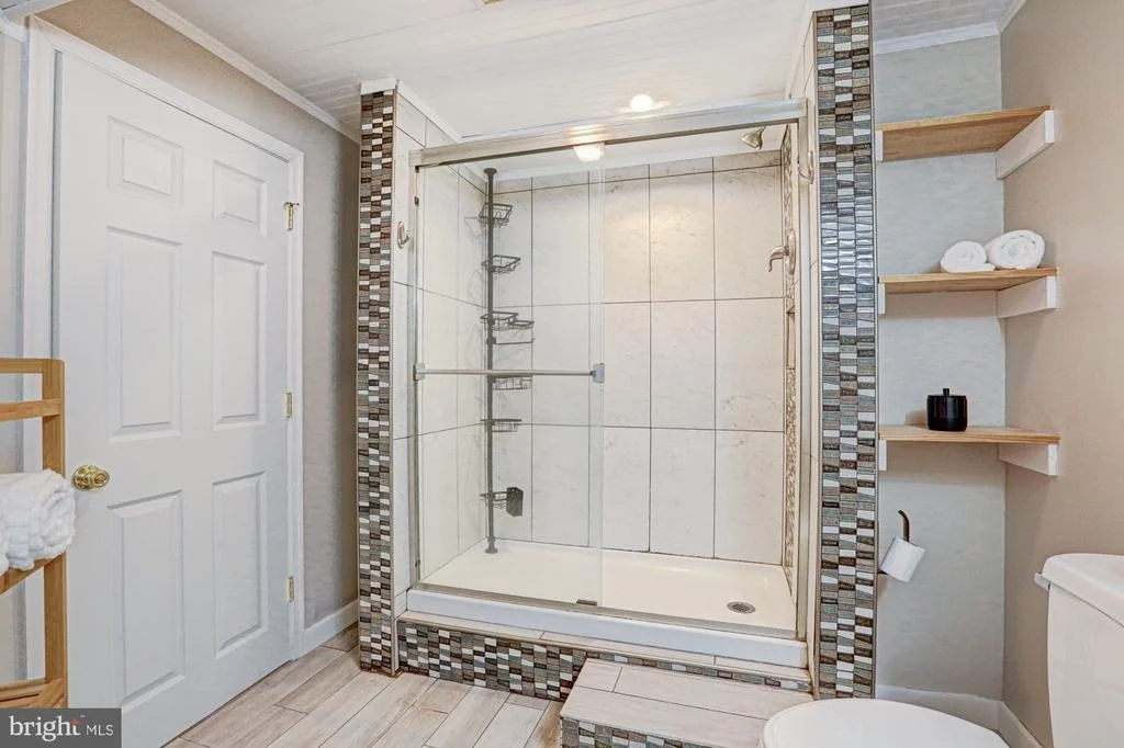 Photo of 119 N MEADOW DRIVE