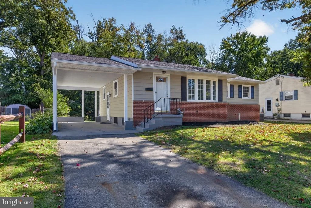 Photo of 7 MCGAUGHY DRIVE