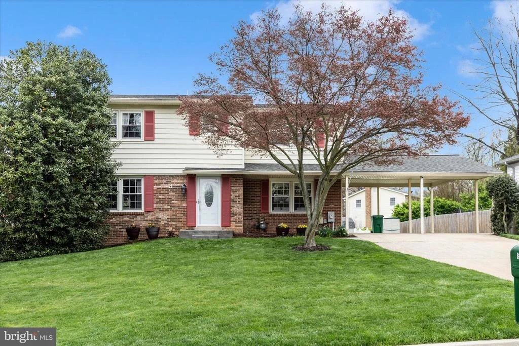 Photo of 3 PAVILION DRIVE