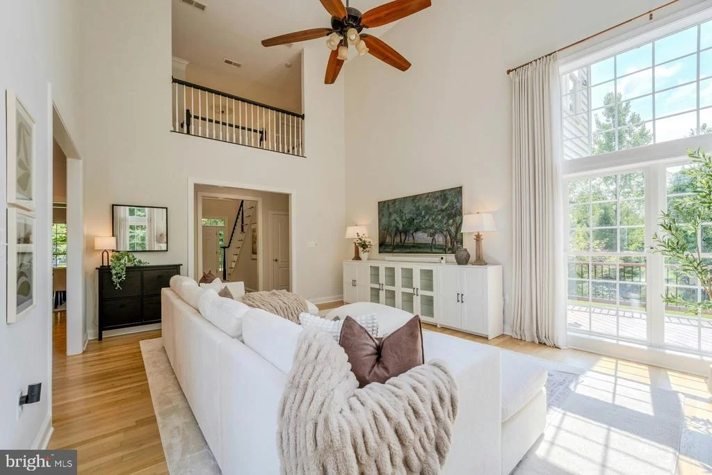 Photo of 17301 ROUNDMONT PLACE