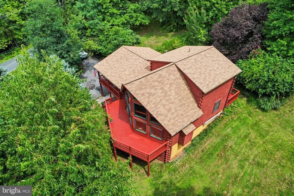Photo of 186 HIGH KNOB ROAD