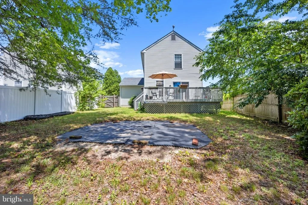 Photo of 64 OAKTON DRIVE