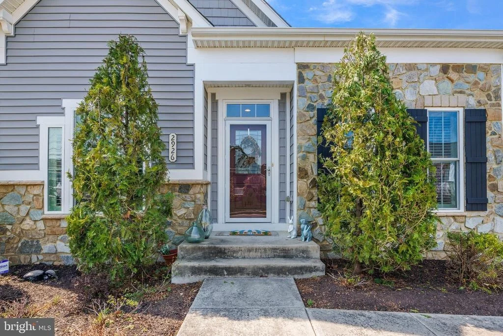 Photo of 2926 LEVEE DRIVE
