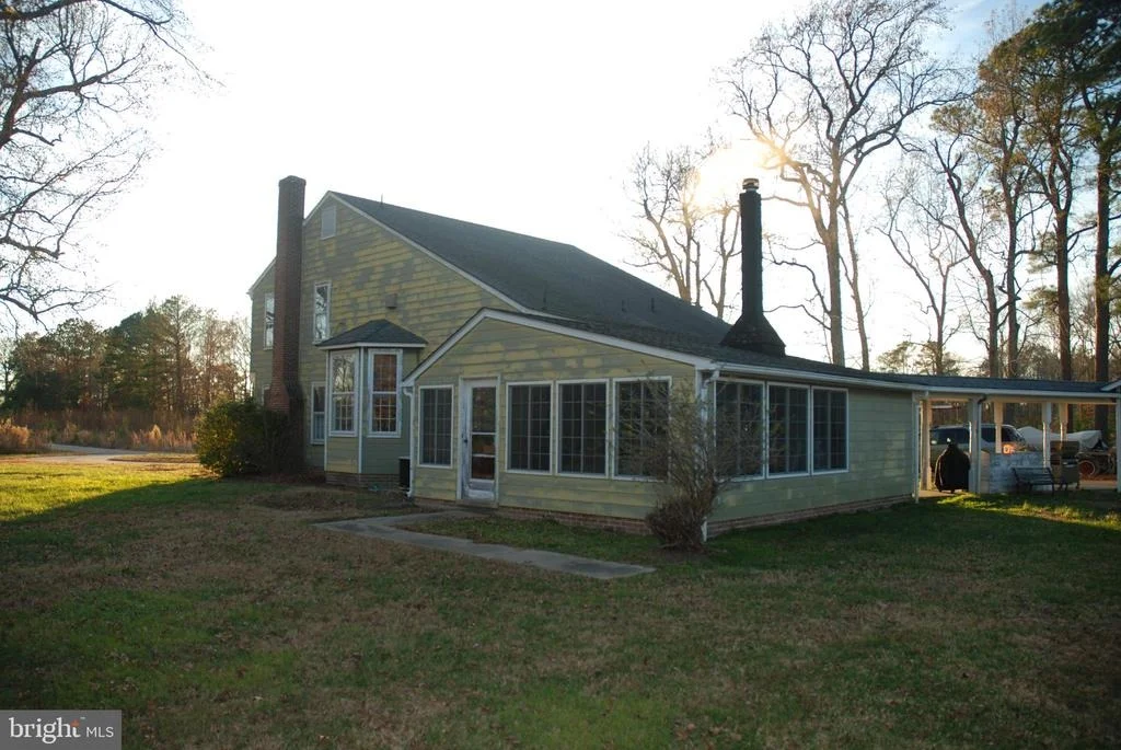 Photo of 42520 RIVERWINDS DRIVE