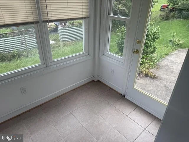 Photo of 2414 FAIRVIEW DRIVE