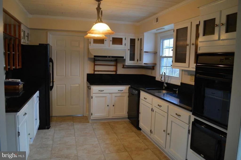 Photo of 4905 ROCKY SPRING LANE