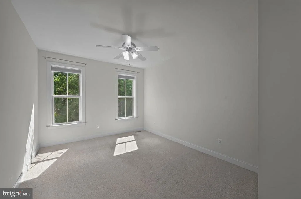 Photo of 1315 VOLUNTEER DRIVE