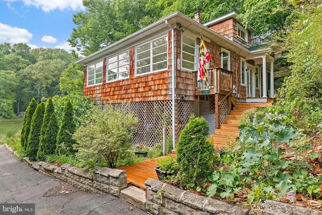 Photo of 1448 WESTWAY