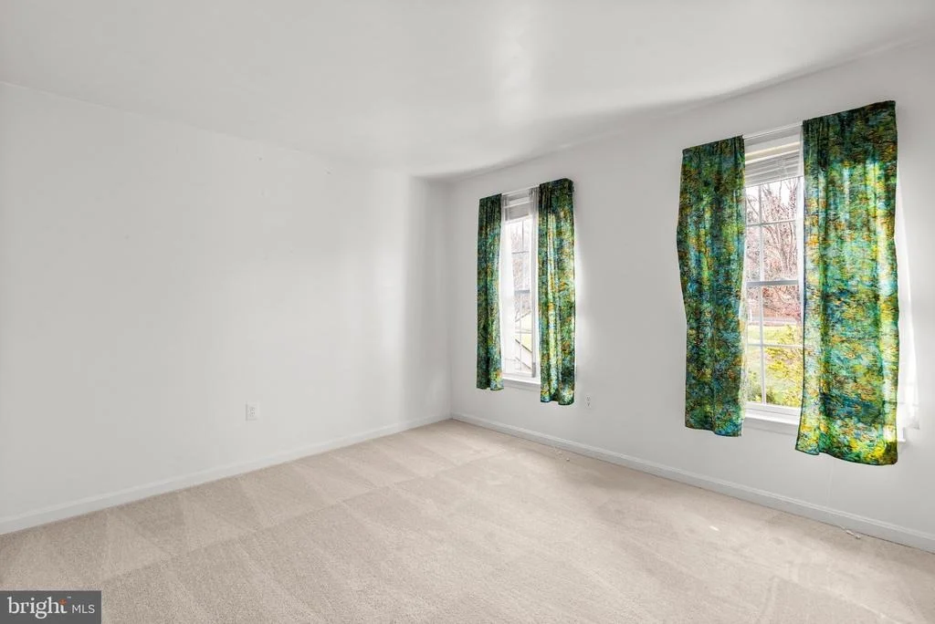 Photo of 9716 HUNTMASTER ROAD