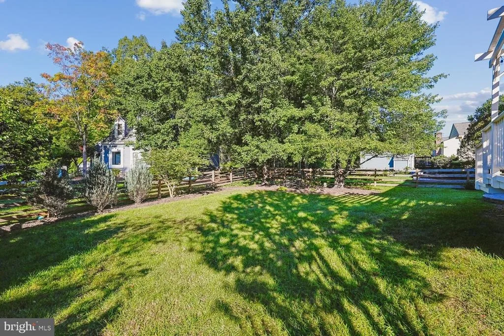Photo of 6 BENTLEY DRIVE