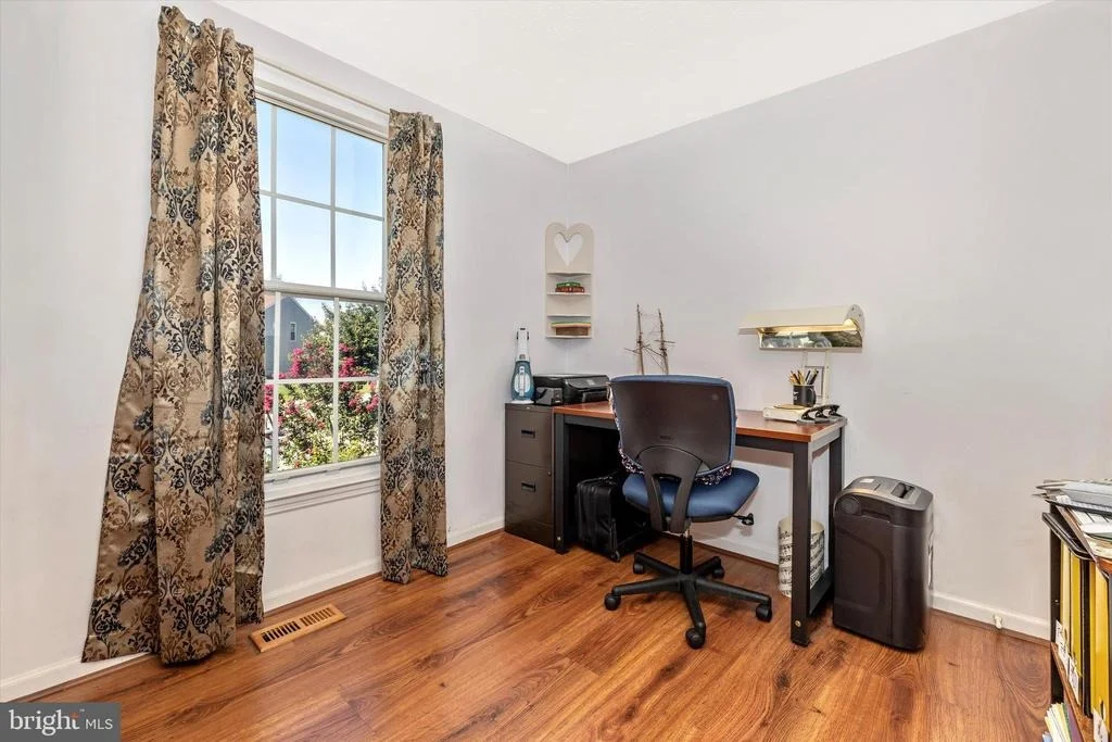 Photo of 1001 CHINABERRY DRIVE